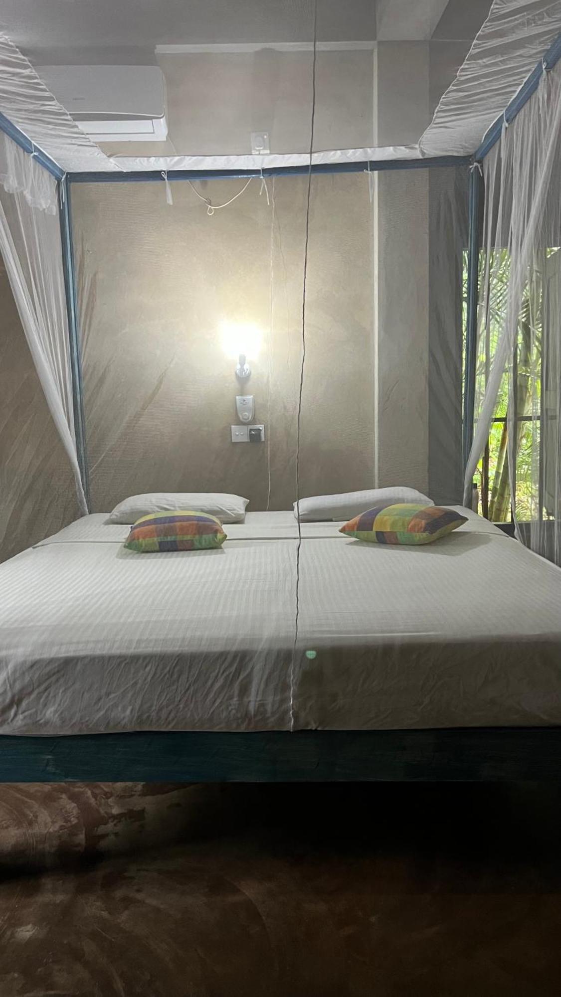 kataragama home stay Bagian luar foto