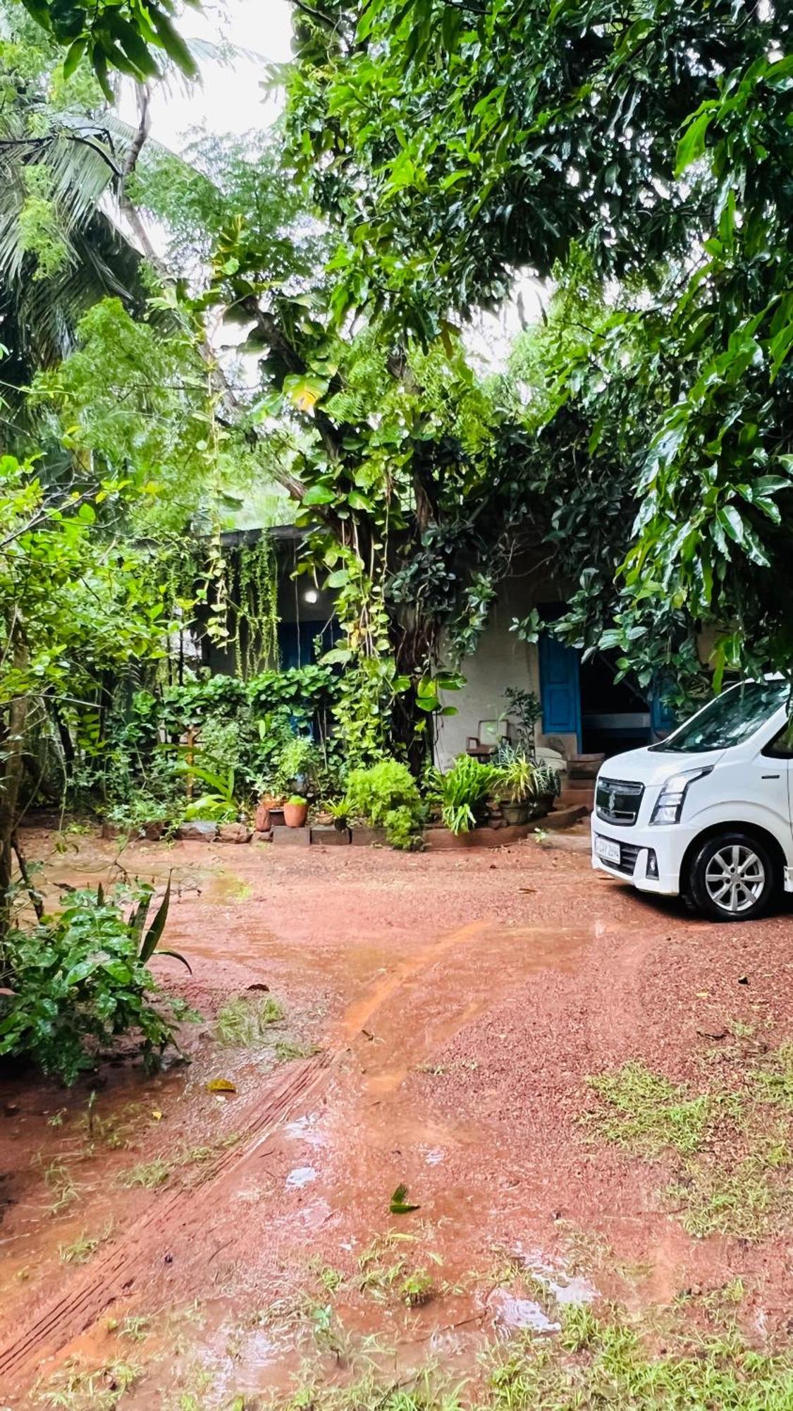 kataragama home stay Bagian luar foto